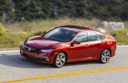 Xe Civic 2021 đi đường nhựa dăm gồ ghề xe phát ra tiếng kêu kim loại là do đâu?